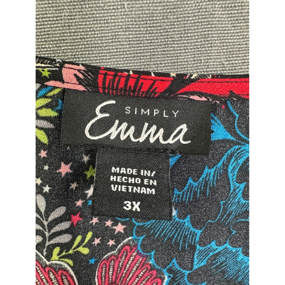 Simply Emma Womens 3X Floral Butterfly Print Smocked Waist V-Neck Blouse Black